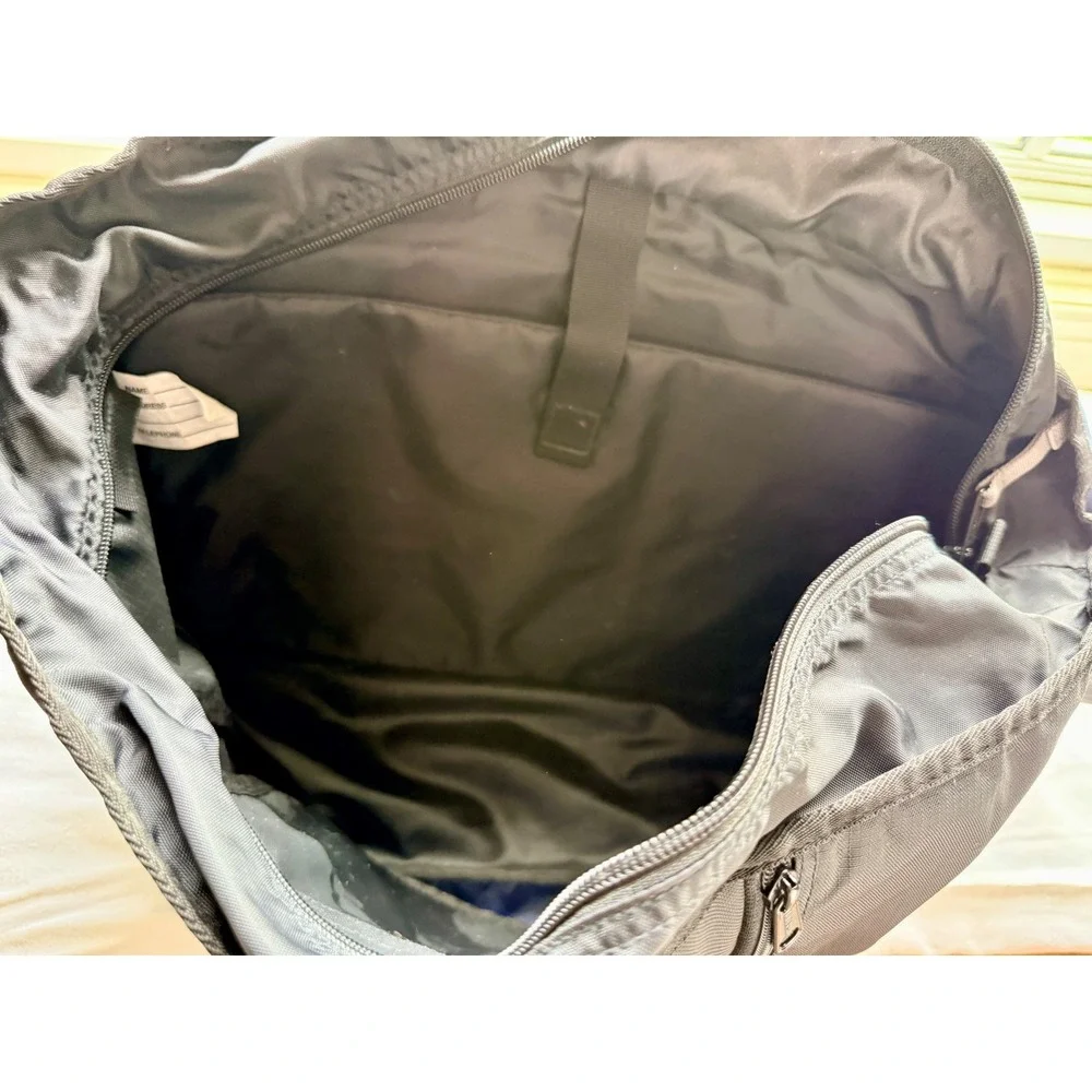 LL Bean Messenger Bag Navy Blue Ripstop Nylon Padded Strap Crossbody Laptop Bag